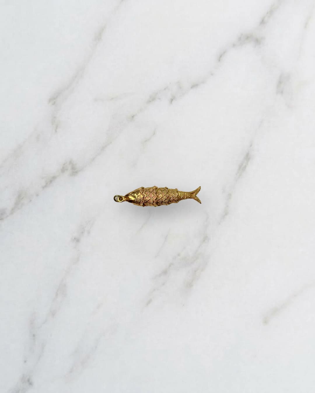 Articulated fish charm, 9ct